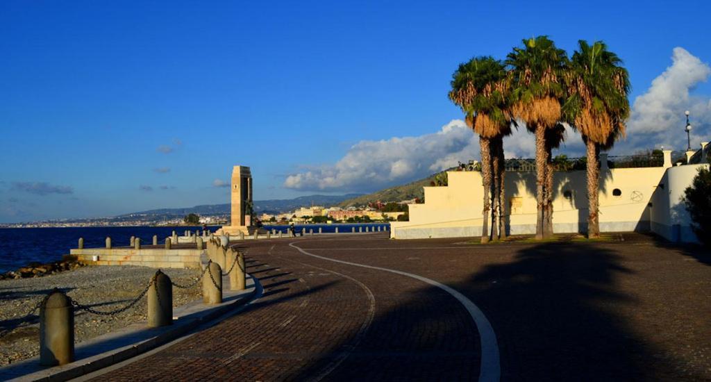 Vista Mare Rooms Reggio di Calabria Buitenkant foto